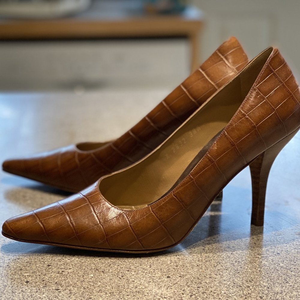 Lerre Leather Alligator Design Pumps
